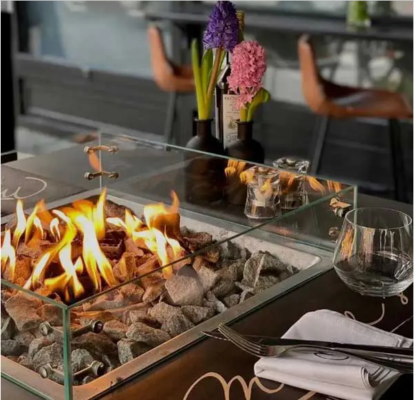 Fire table, l’idea originale per sfruttare i dehors anche in inverno.